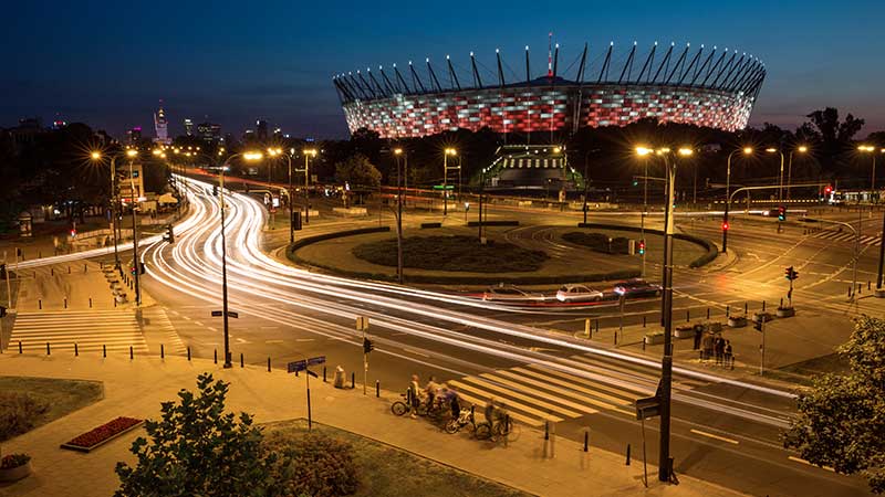 O local como plataforma de m�dia