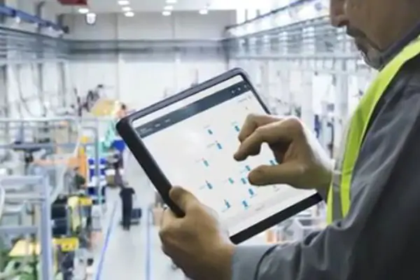 Ferramentas centradas nas operações simples e fáceis de usar Ferramentas centradas nas operações simples e fáceis de usar